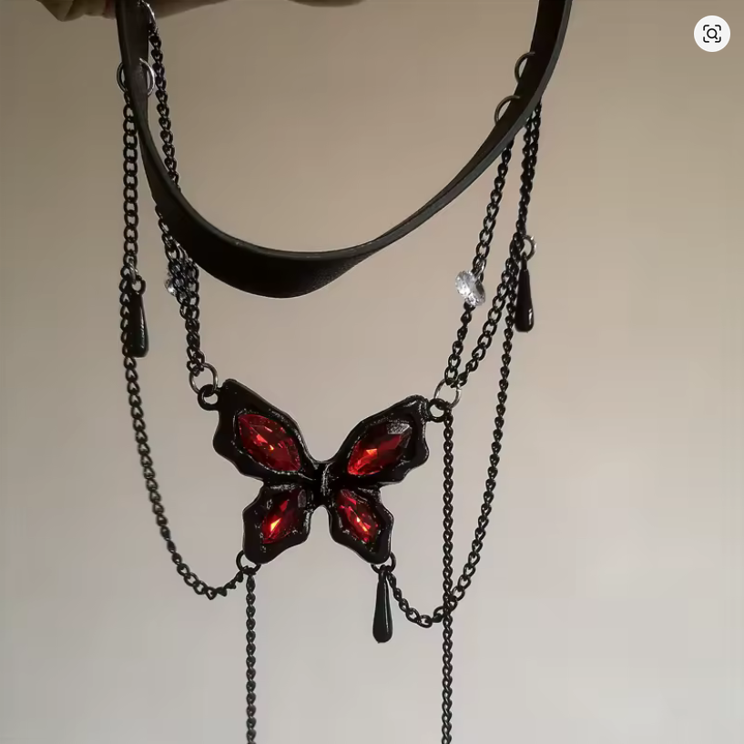 Collar de rosas de plata – Colección Noche Mística Gótica Lunar