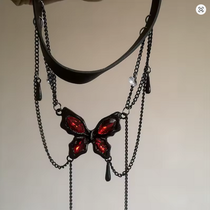 Collar de rosas de plata – Colección Noche Mística Gótica Lunar
