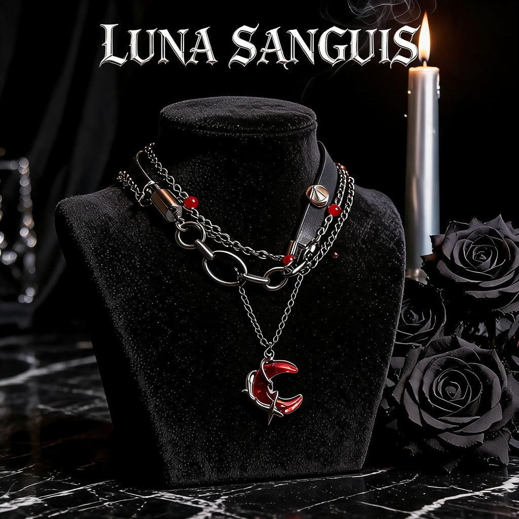 Collar de rosas de plata – Colección Noche Mística Gótica Lunar